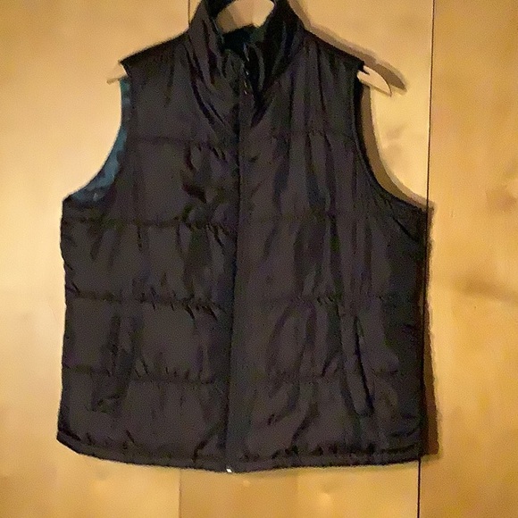 Merona reversible puffer vest, size XL - Picture 1 of 7